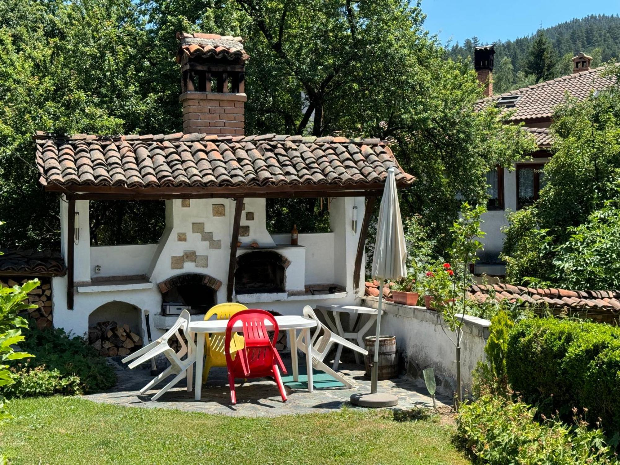 Hotel Borimechkova Kashta Koprivshtitsa Exterior foto