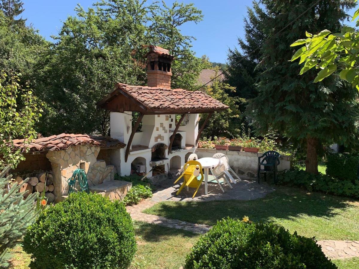 Hotel Borimechkova Kashta Koprivshtitsa Exterior foto